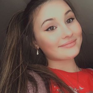 Meet your Posher, Hailey